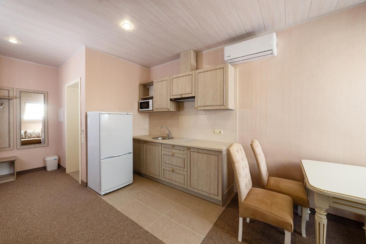 ברנוביץ' Villa Sarra מראה חיצוני תמונה