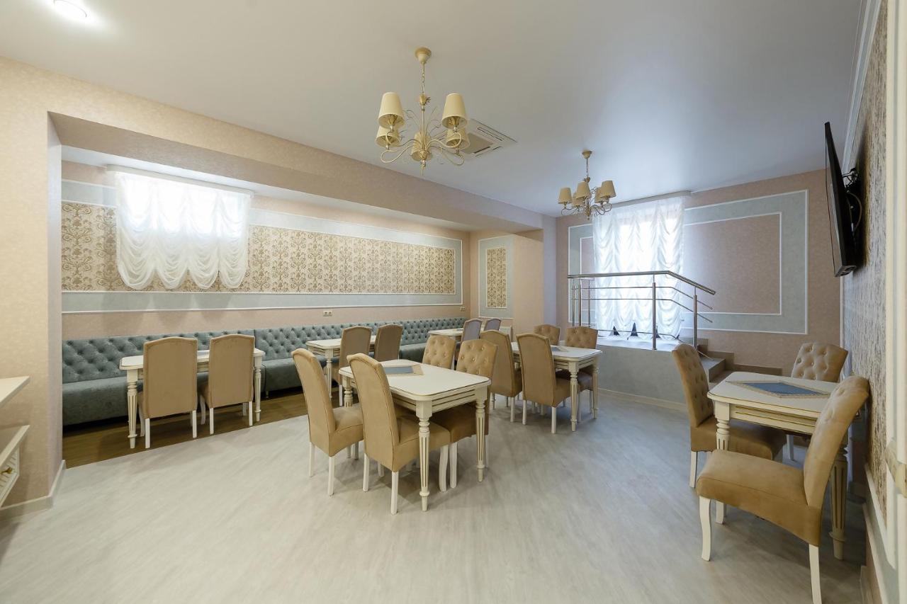 ברנוביץ' Villa Sarra מראה חיצוני תמונה