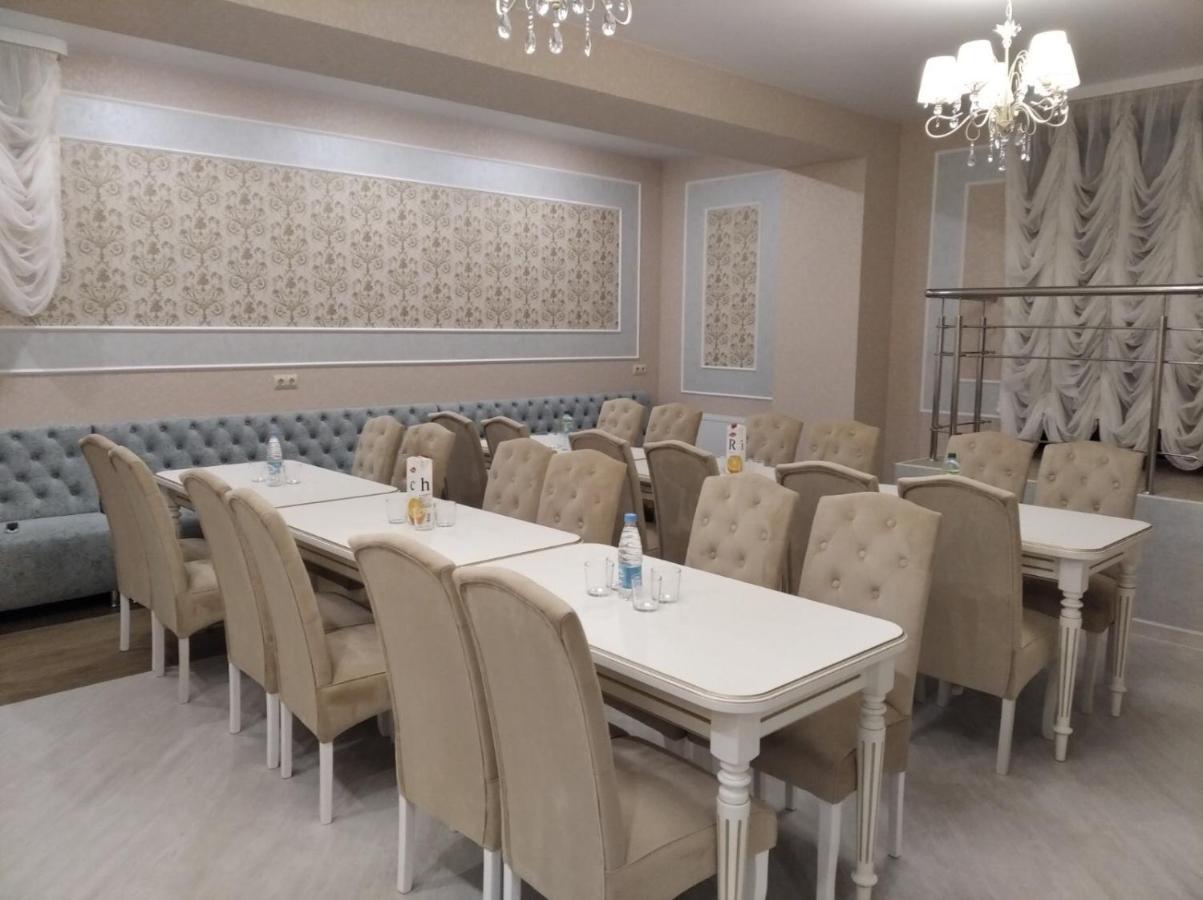 ברנוביץ' Villa Sarra מראה חיצוני תמונה