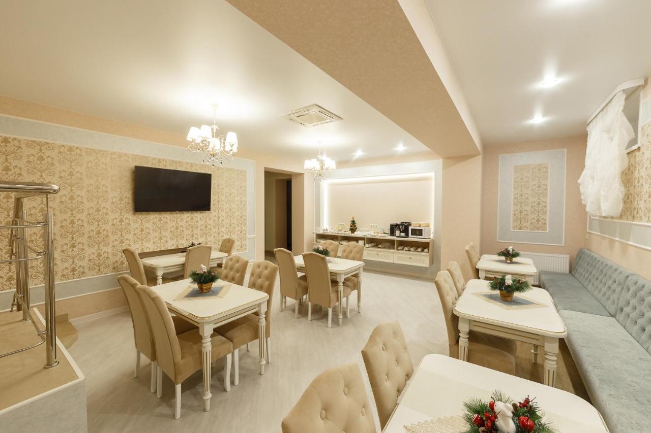 ברנוביץ' Villa Sarra מראה חיצוני תמונה